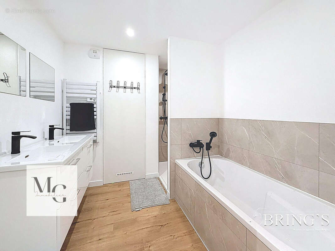 Appartement à LA BROQUE