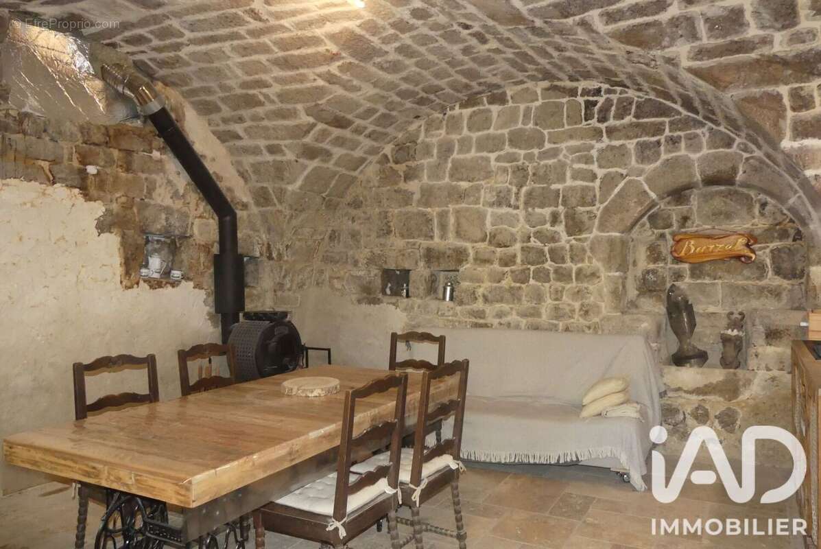 Maison 93 m² à Burzet  - photo 5