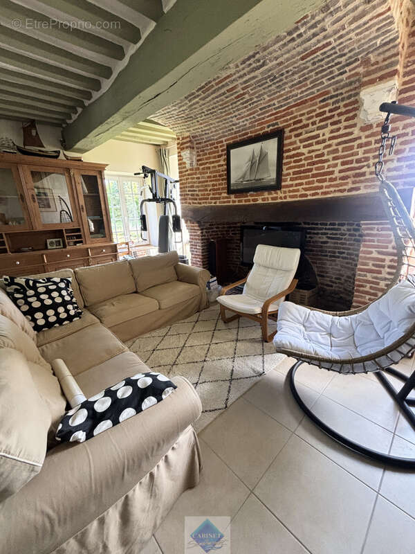 Maison à BAROMESNIL