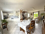 Maison à FRANQUEVILLE-SAINT-PIERRE