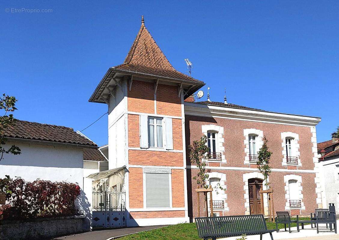 Maison à SOUPROSSE