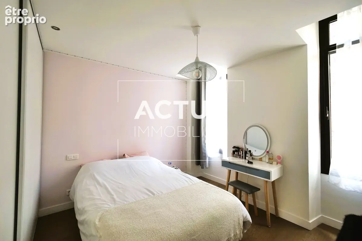Maison 134 m² à Salon-De-Provence  - photo 9