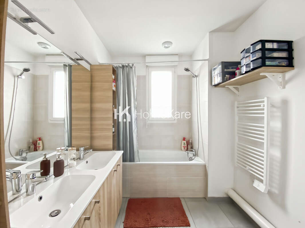 Maison à VILLENAVE-D'ORNON