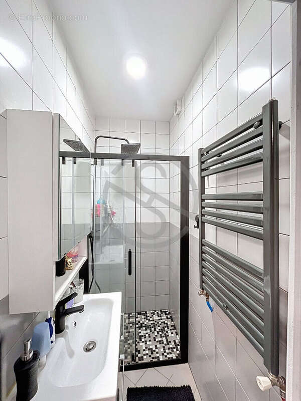 Appartement à RIVES