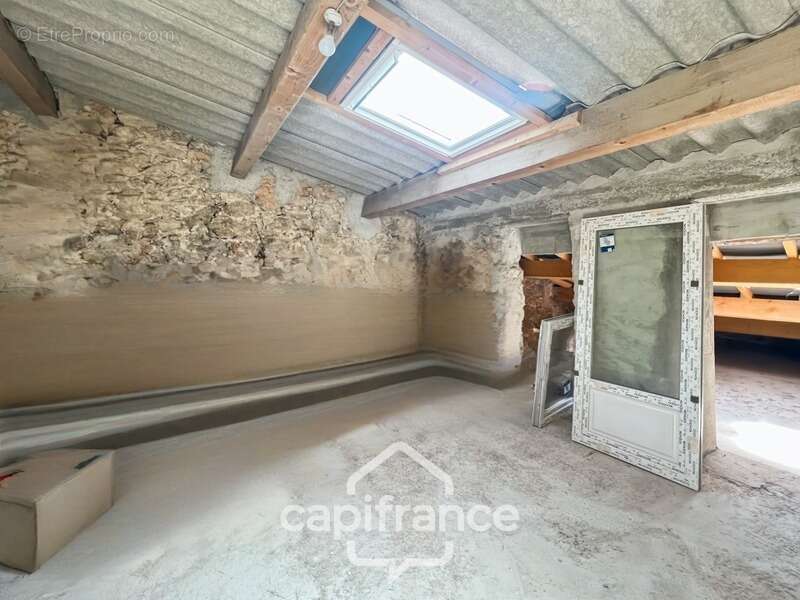 Maison à CAMPS-LA-SOURCE