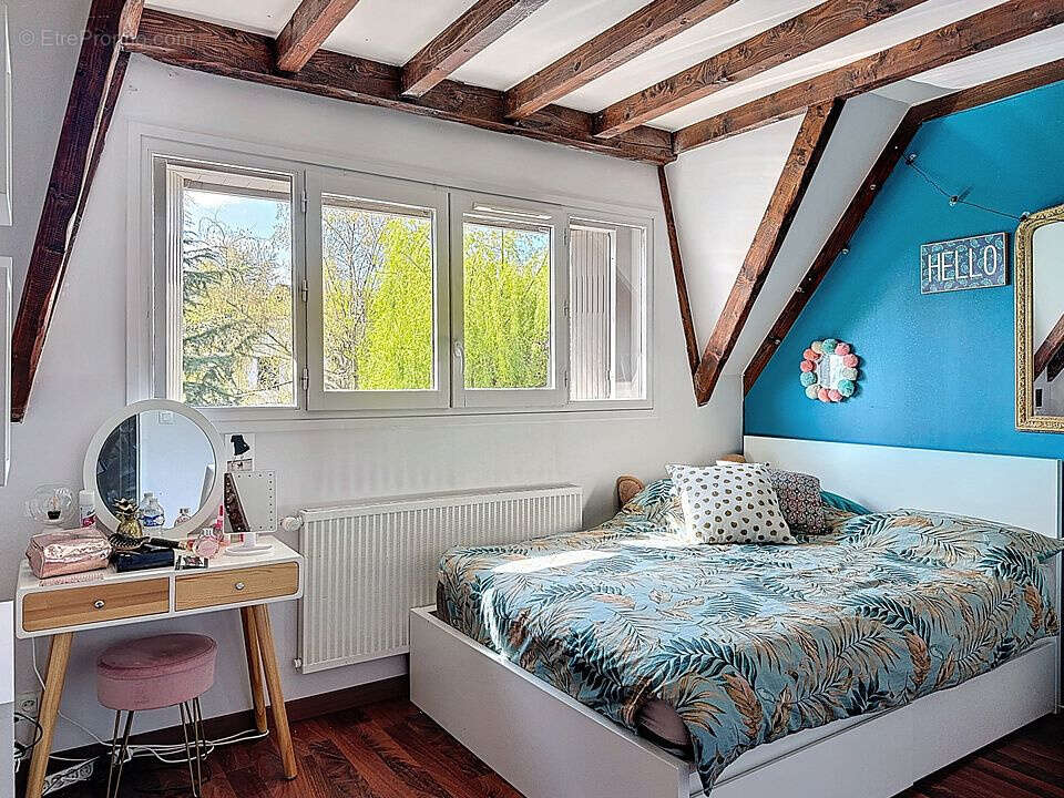 Maison à RILLIEUX-LA-PAPE