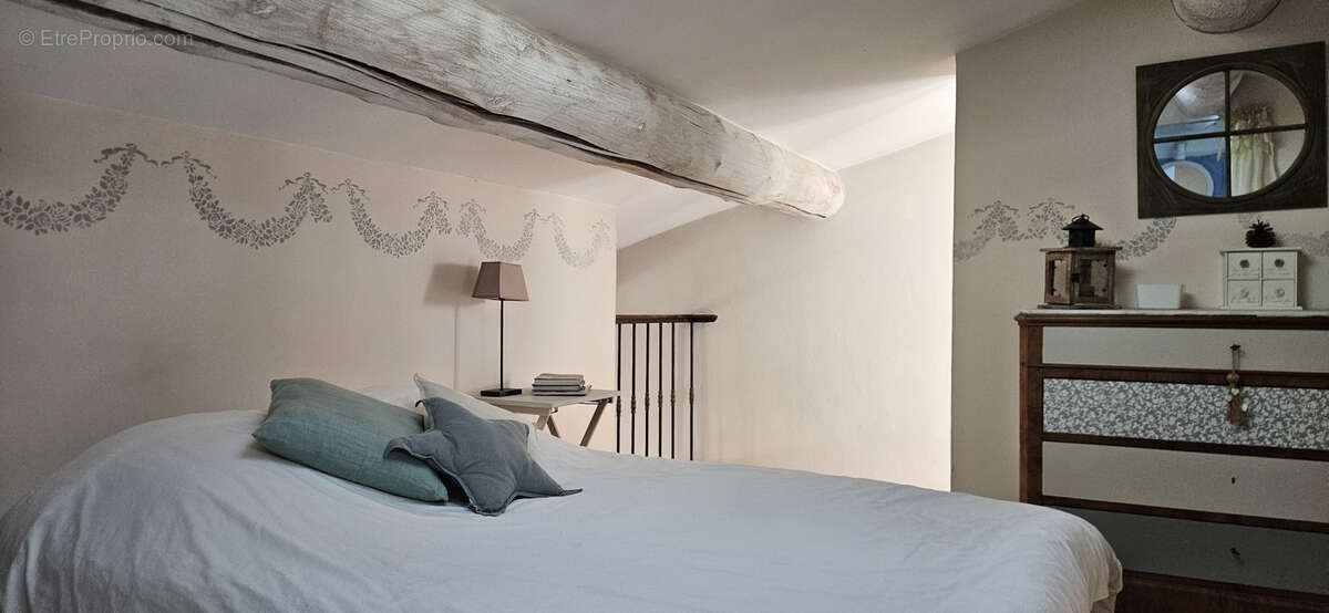 LAMBESC coup de cœur pour cette magnifique maison de village de 140 m2 avec terrasse - photo 22