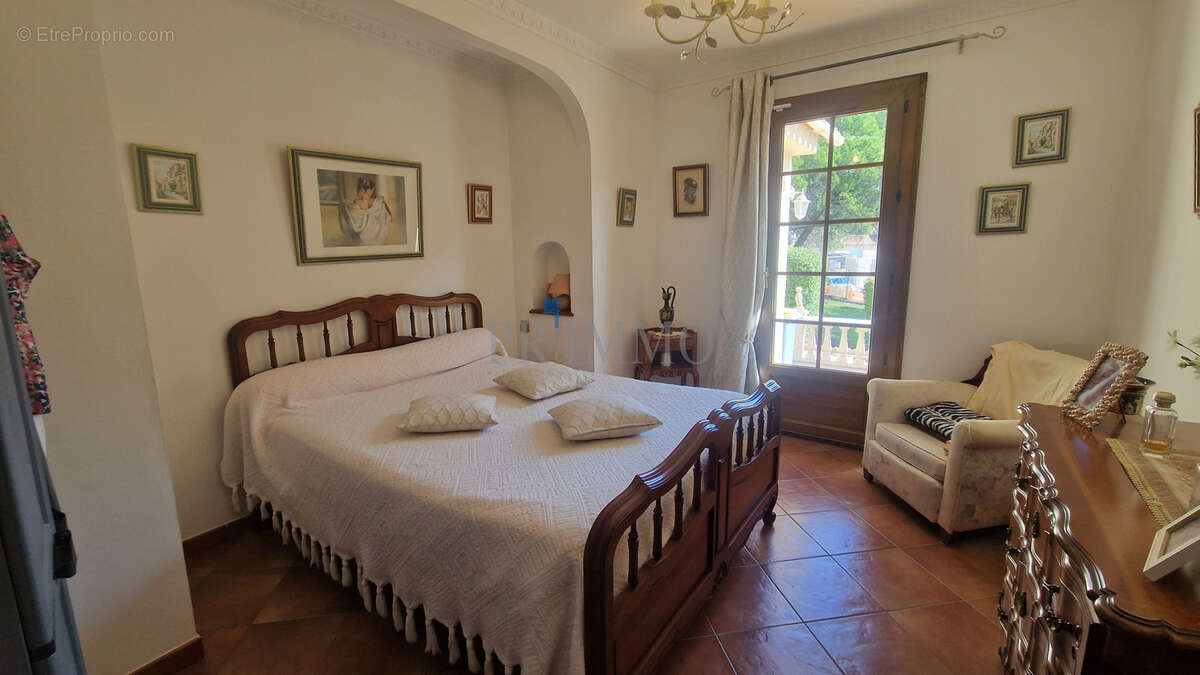 Maison à FREJUS