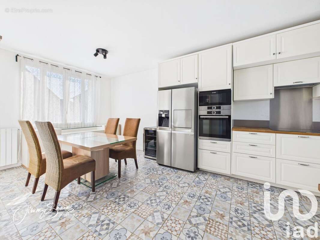 Photo 5 - Maison à LIVRY-GARGAN