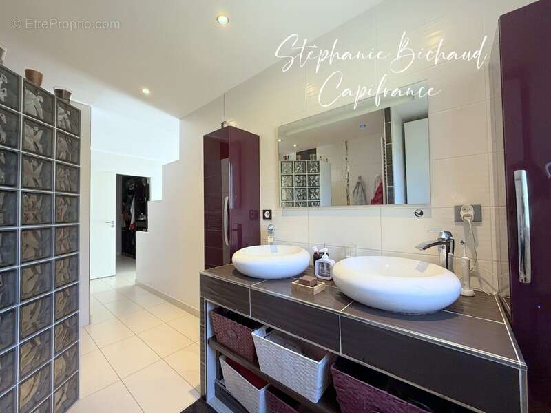 Maison à CHATEAUVIEUX