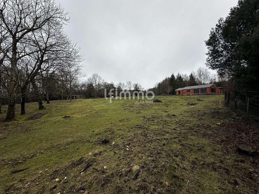 Terrain à FONTIERS-CABARDES