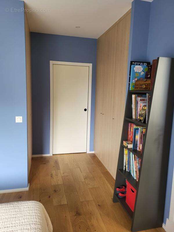 Appartement à MORNANT