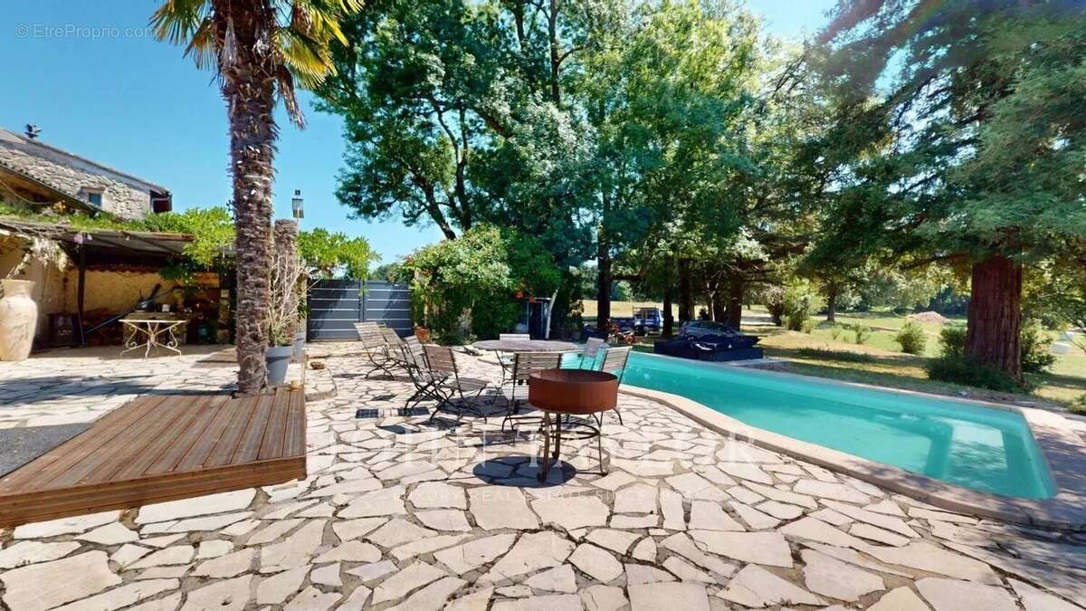 Chateau - 23 hectares - 30 minutes de Bordeaux - photo 27