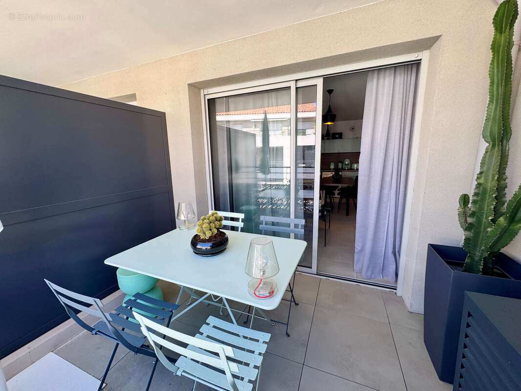 Appartement à SIX-FOURS-LES-PLAGES