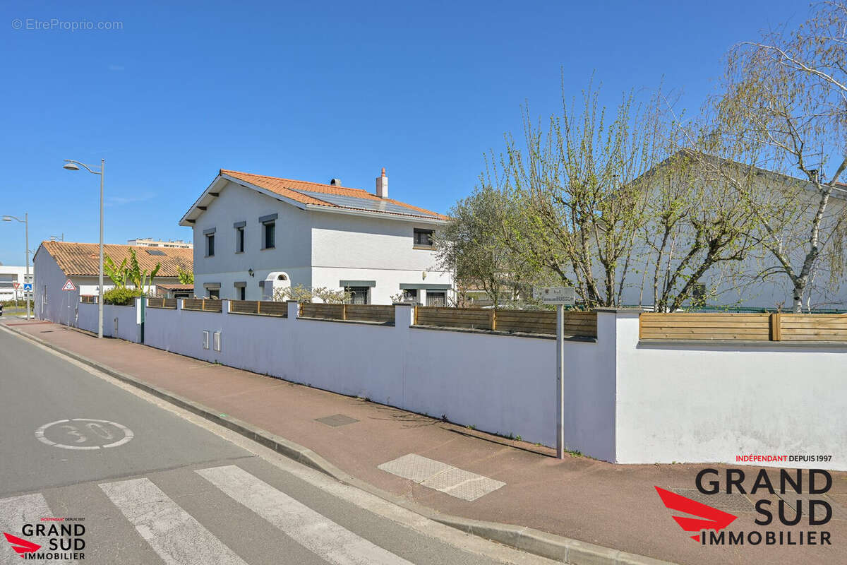 Maison à LE BOUSCAT