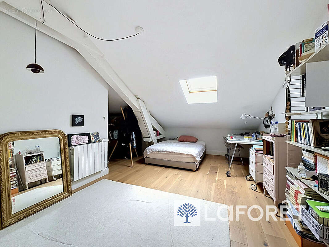 Appartement à CHAMPAGNE-AU-MONT-D'OR
