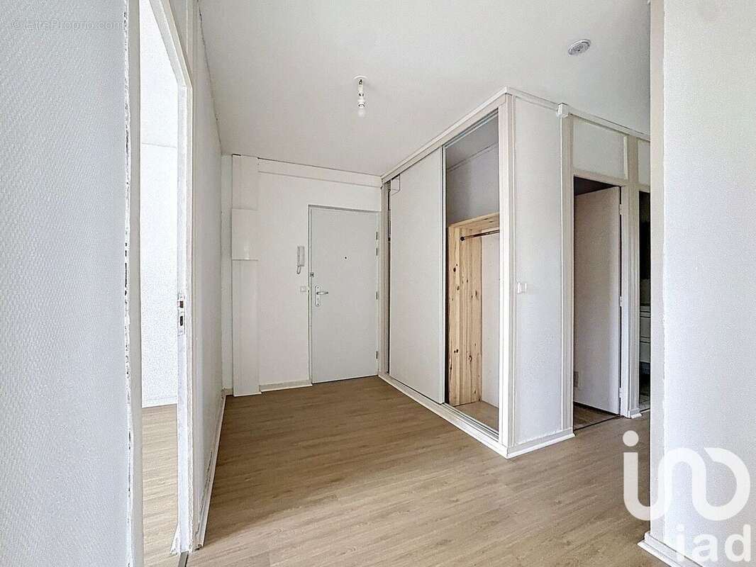 Photo 2 - Appartement à REIMS