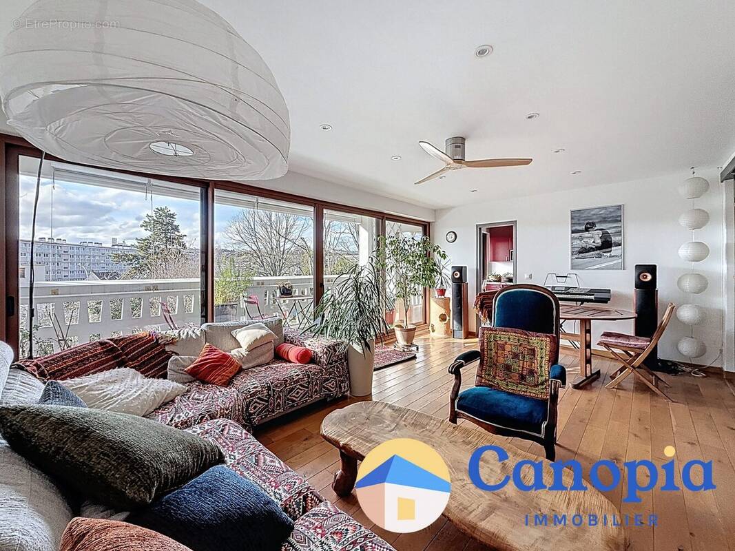 Appartement à BAGNEUX