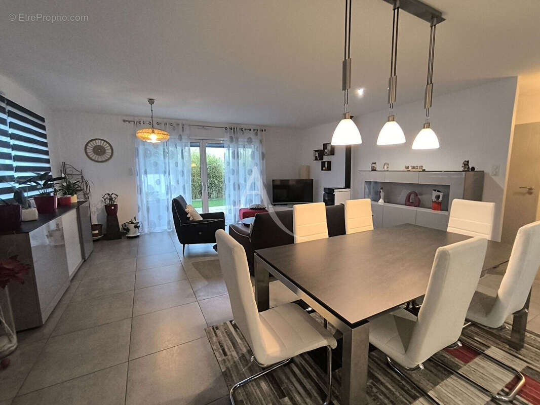 Maison à TALMONT-SAINT-HILAIRE