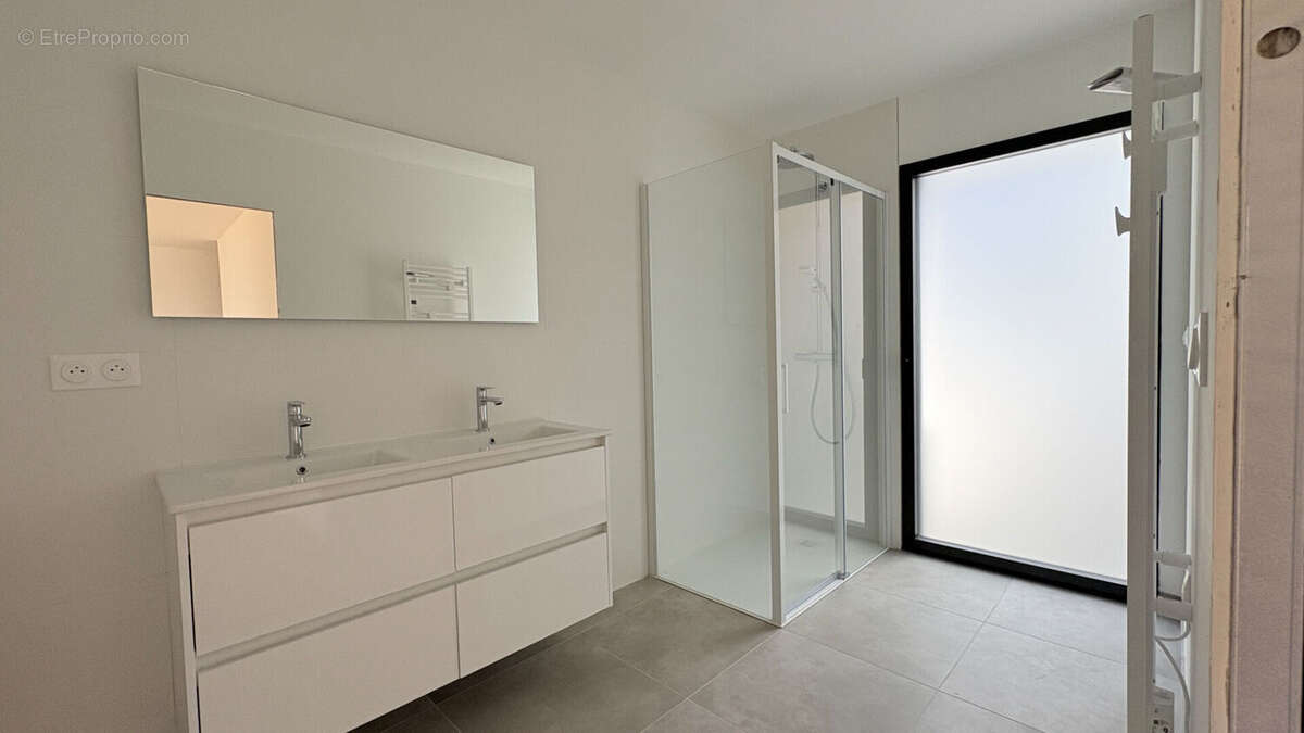 BENODET - Jolie contemporaine de 200m² dans un quartier prisé ! - photo 6