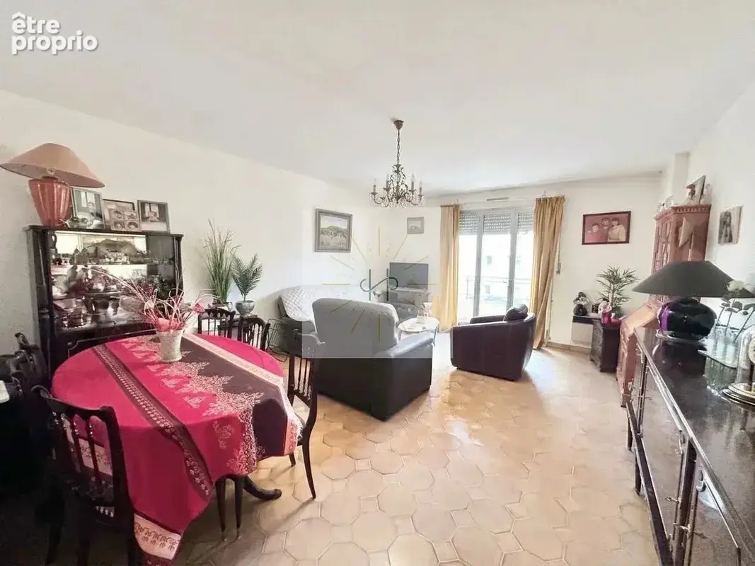 Appartement 6 pièces 105 m² à vendre à Montelimar (26200) - photo 4