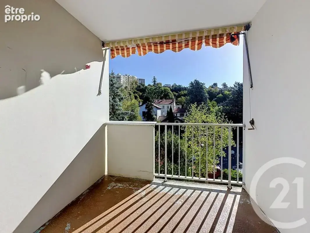 Appartement 6 pièces 98 m² à vendre à Tassin-La-Demi-Lune (69160) - photo 5