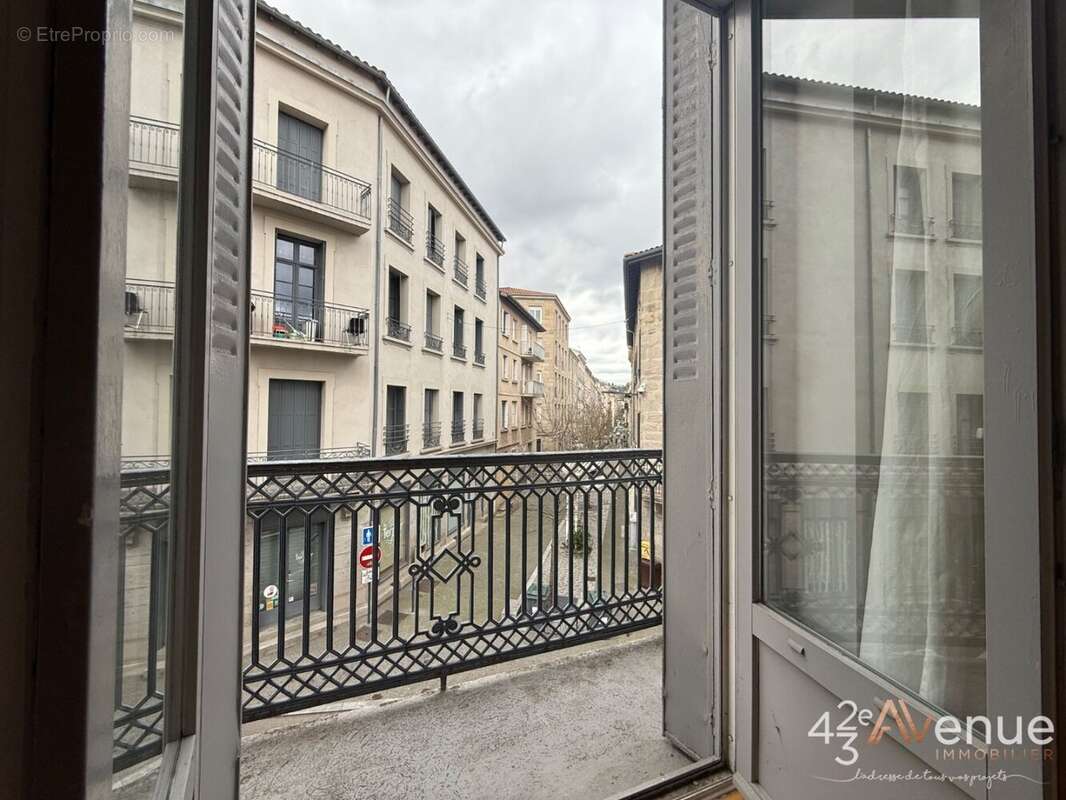 Appartement à SAINT-ETIENNE