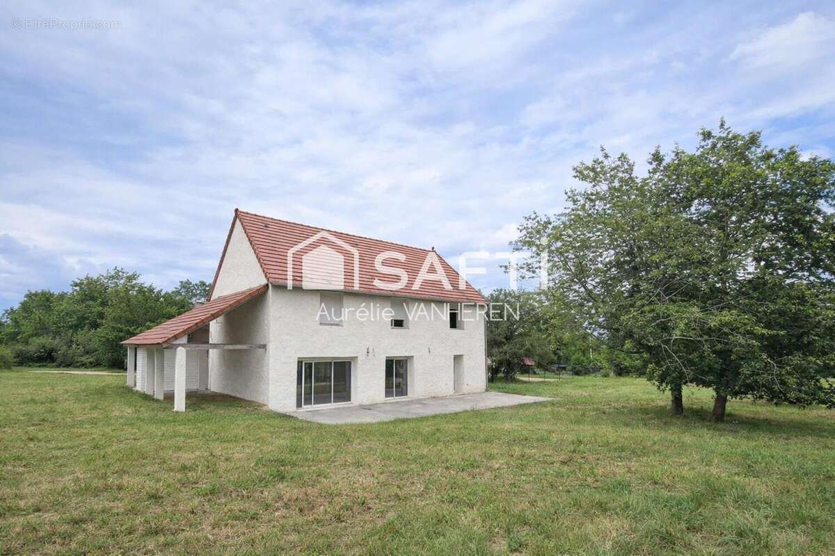 Maison 157 m² à Arquian  - photo 2