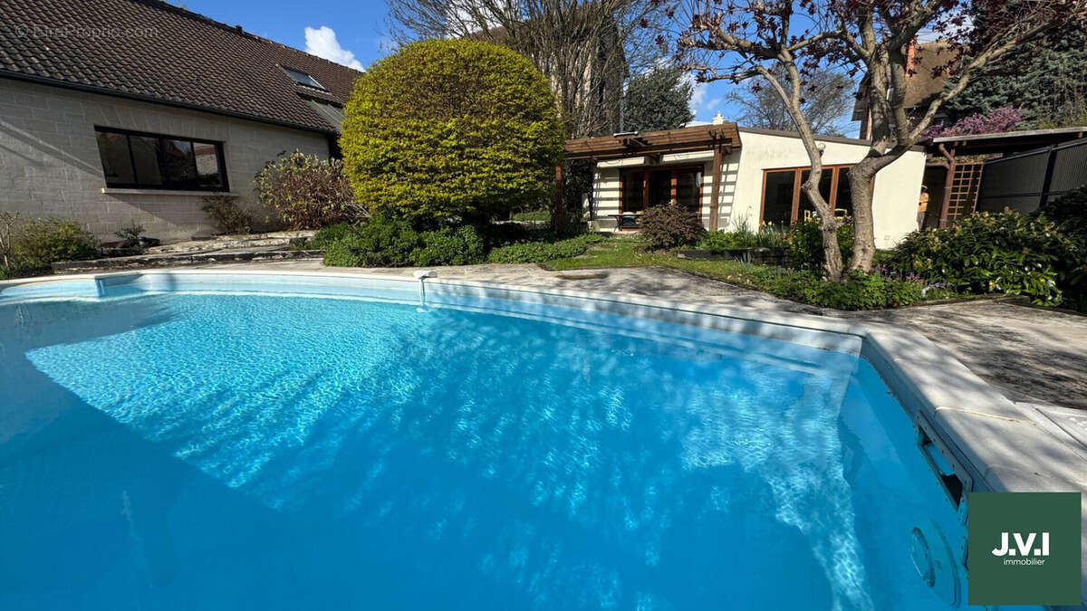 Maison à ENGHIEN-LES-BAINS