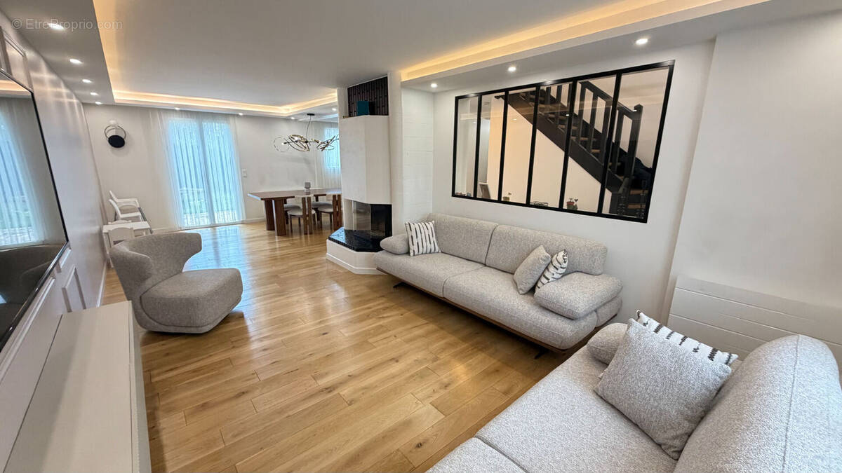 Maison à SOISY-SOUS-MONTMORENCY