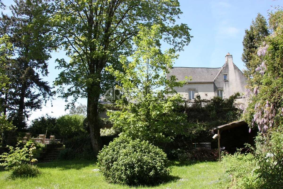 Maison à ROCHEFORT-EN-TERRE