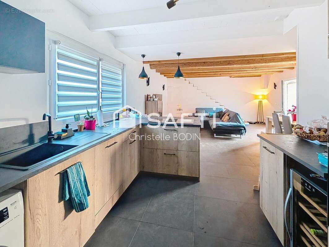 Photo 2 - Maison à SAINTE-SOULLE