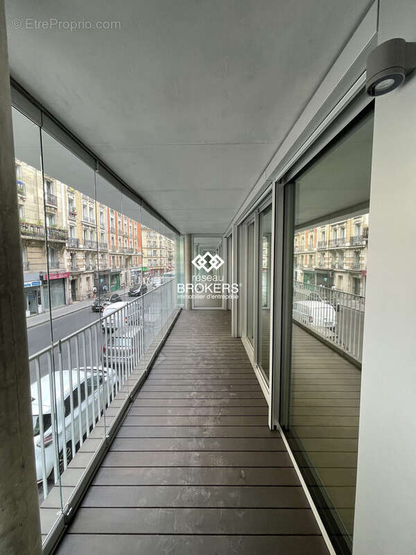 Commerce à PARIS-18E