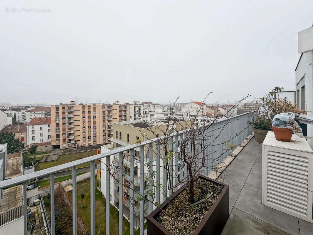 Appartement à VILLEURBANNE