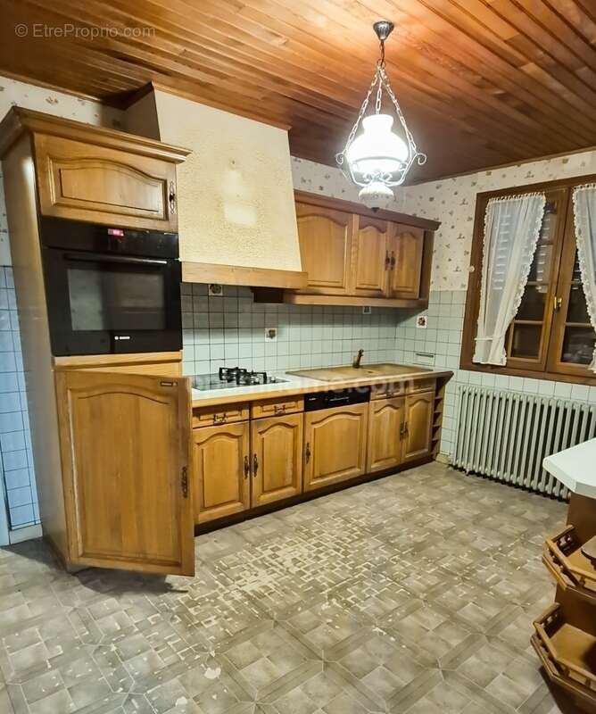 Maison à EVETTE-SALBERT
