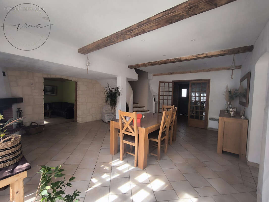 Maison à LIGNAN-SUR-ORB