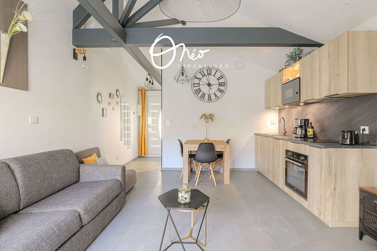 Maison à MIONS
