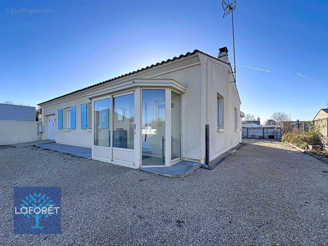 Maison à COMMEQUIERS