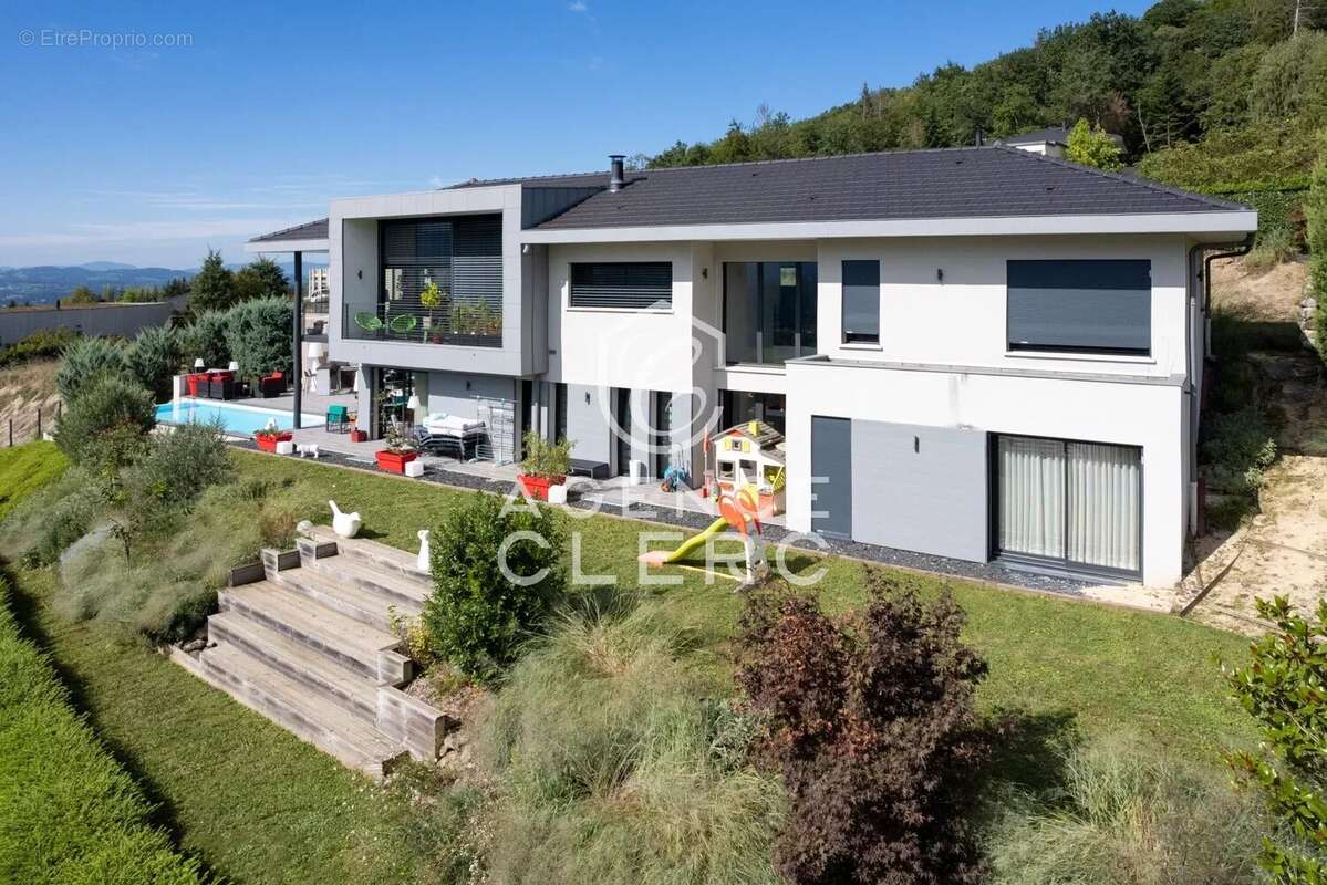 Maison à ARGONAY