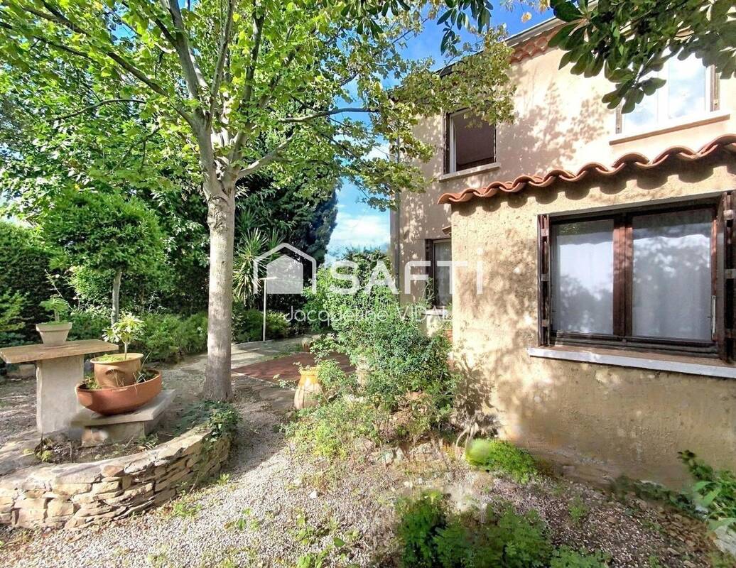 Photo 1 - Maison à MARSEILLE-11E