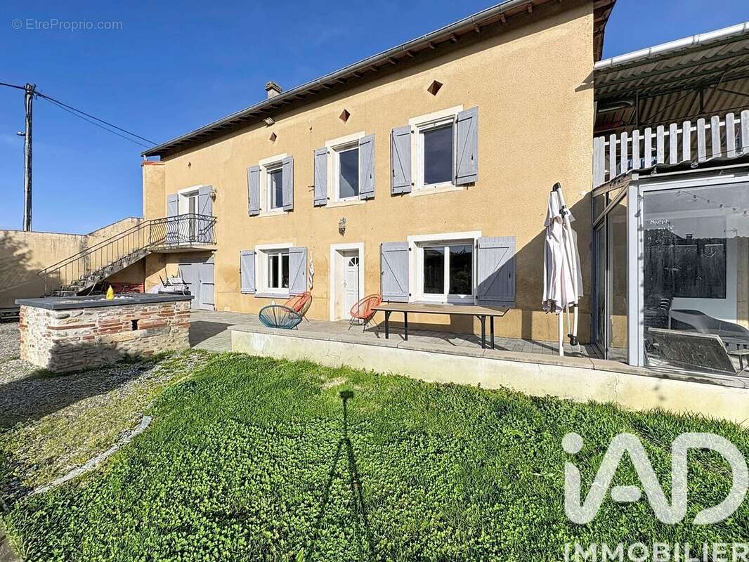 Maison 179 m² à Palaminy  - photo 2