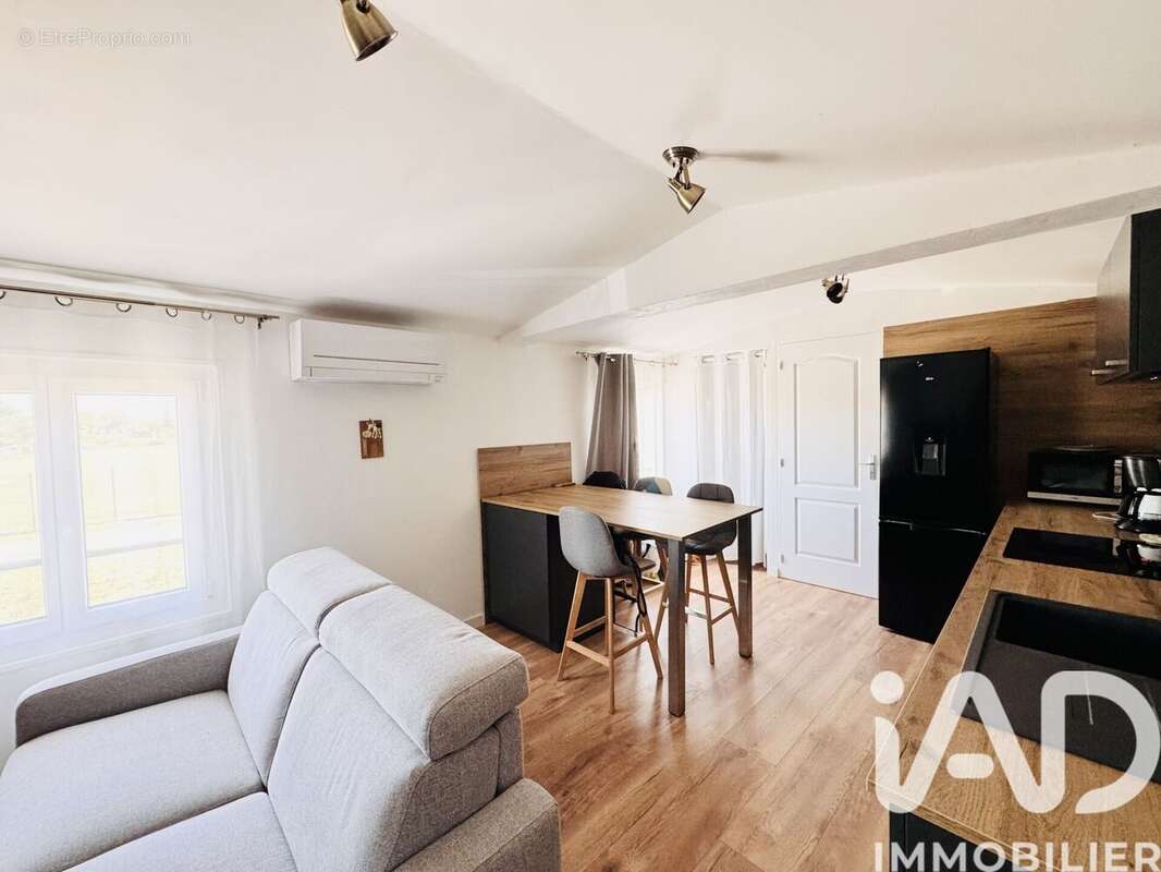 Photo 2 - Appartement à PUGET-SUR-ARGENS