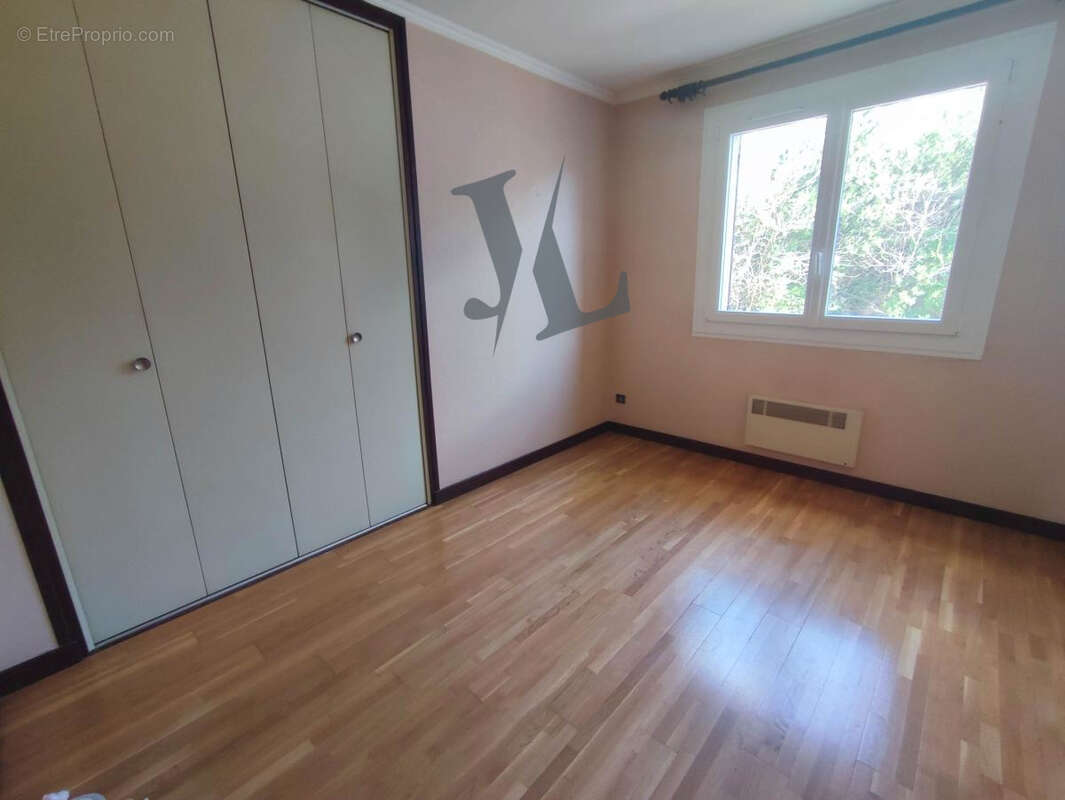 Maison à PORTES-LES-VALENCE