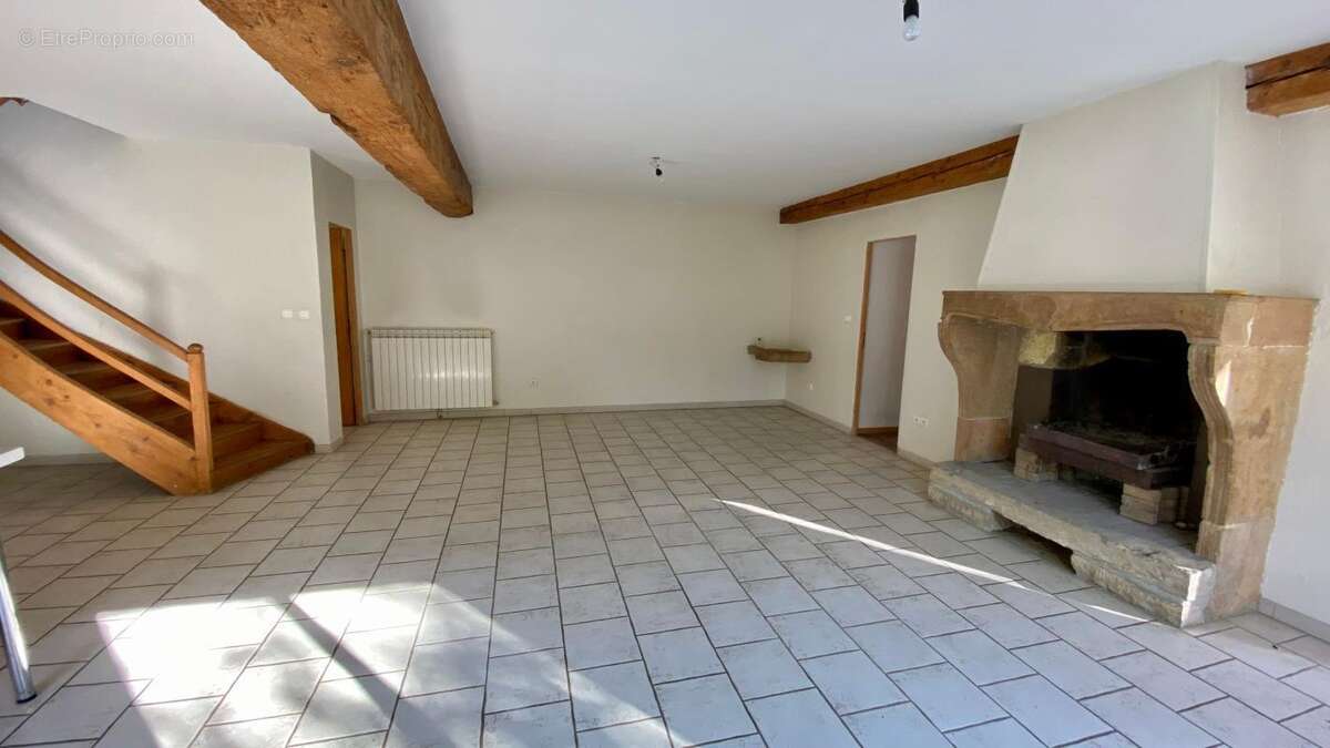 Maison à SATHONAY-VILLAGE