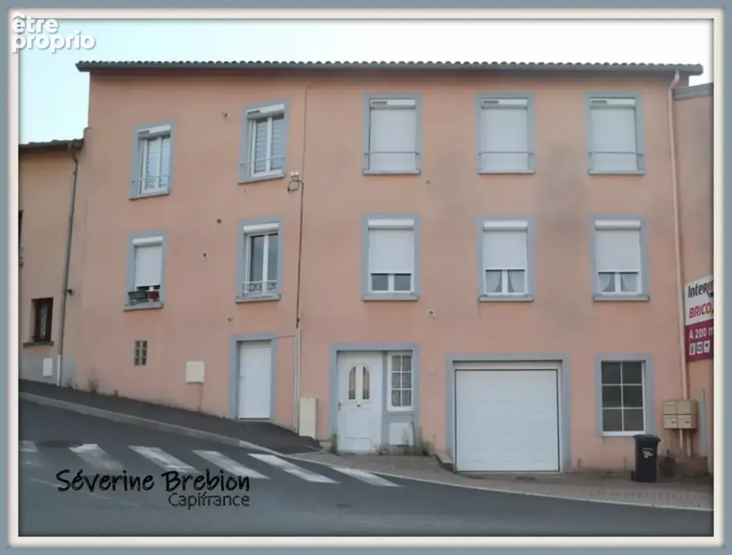 Immeuble à vendre NOIRETABLE (42), 4 appartements, jardin, garage - photo 7