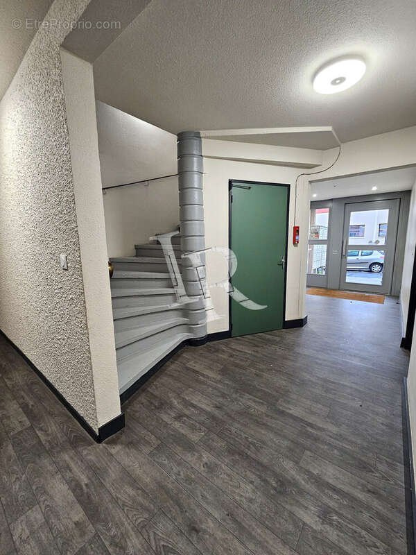 Appartement à AIGUILHE