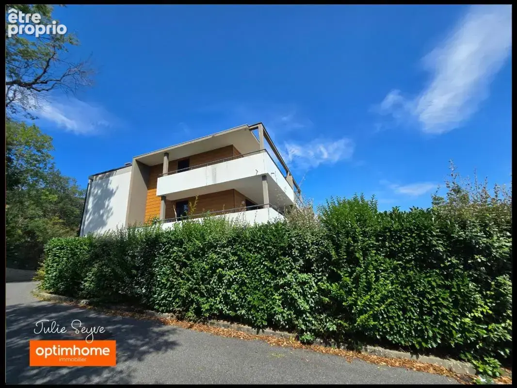 Appartement 3 chambres, terrasse vue Mont Blanc avec Garage fermé, cave et parking - photo 2