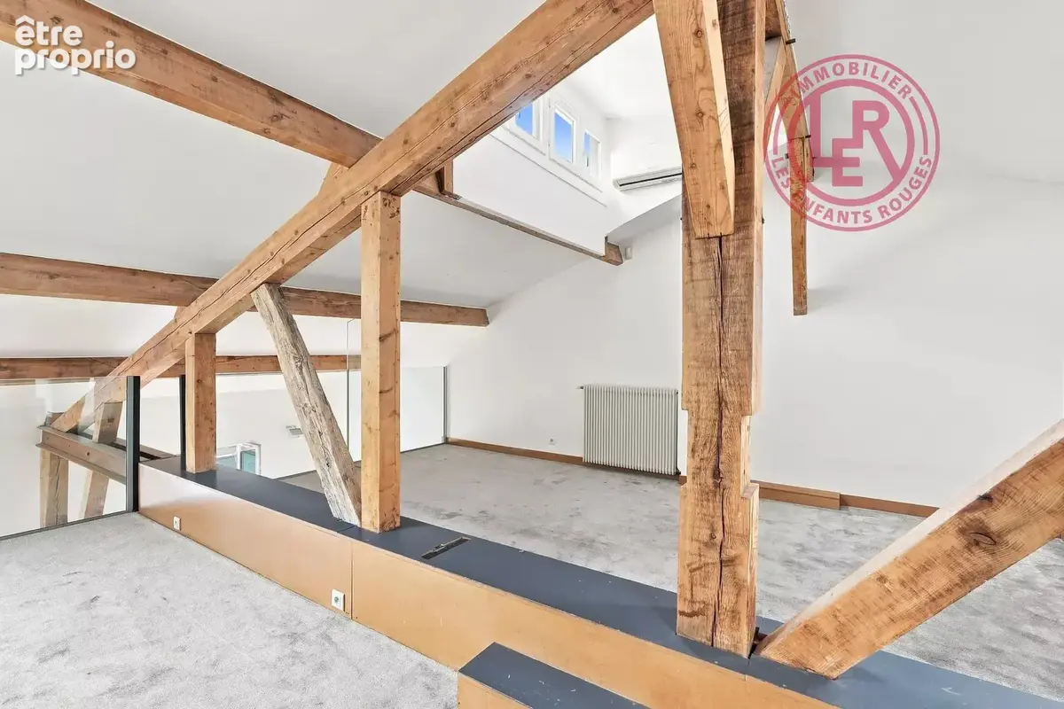 Paris 3ème - Enfants Rouges / République - Duplex en dernier étage dans un style loft - photo 10
