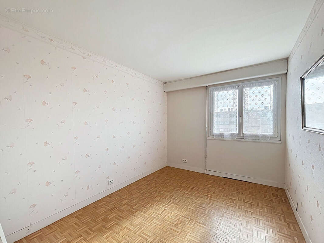 Appartement à SAINT-MICHEL-SUR-ORGE