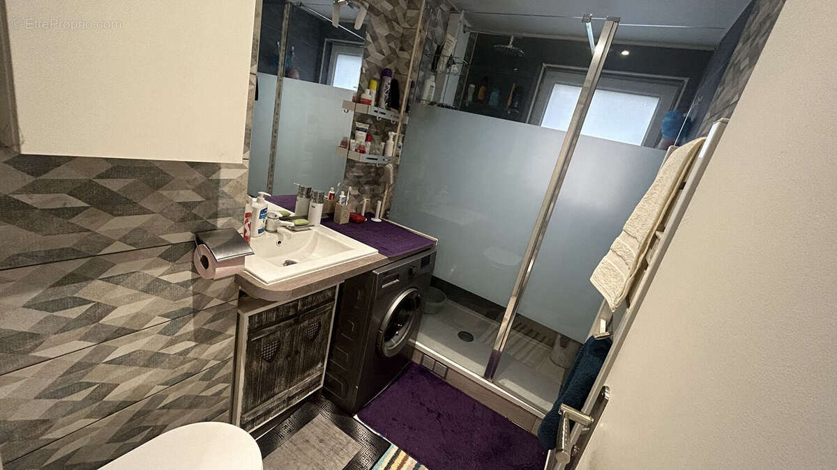 Appartement à STAINS